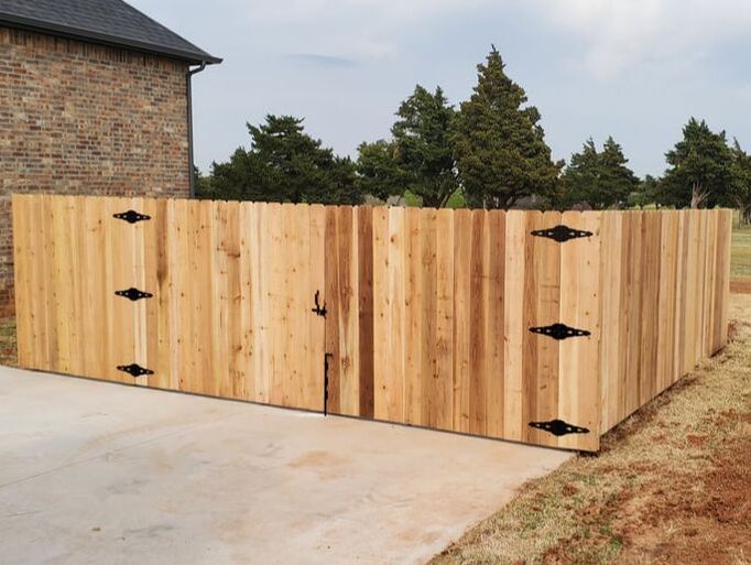 Enid Wood Cedar Fence Installation